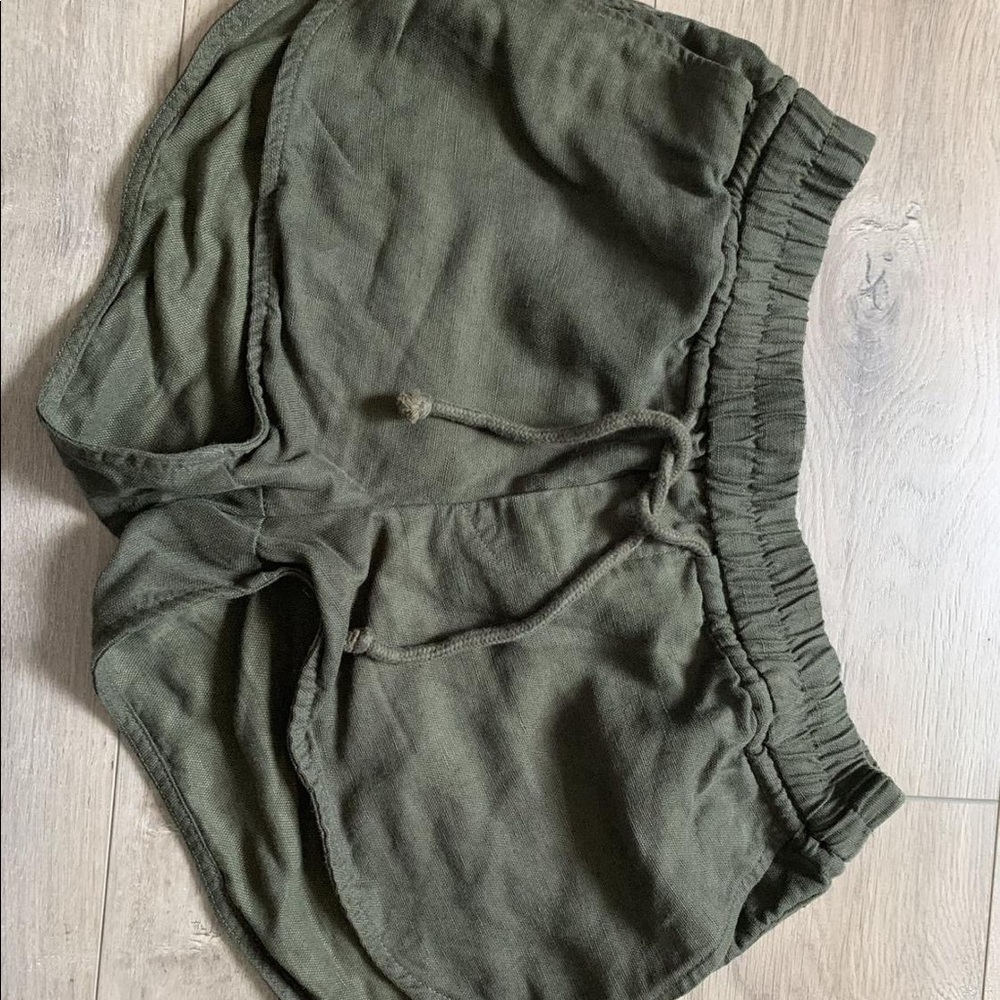 Wilfred Free Shorts